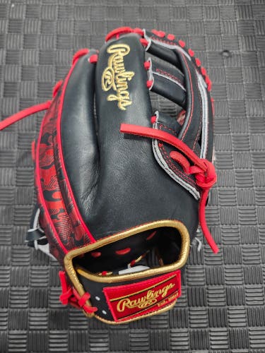 Rawlings RH Heart of the Hide Baseball Glove 12" (New)