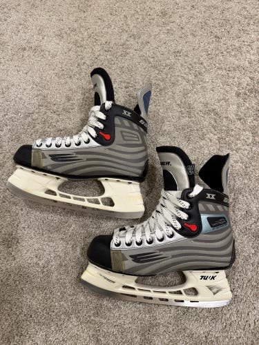 Bauer Vapor XX Hockey Skates 10 size D regular width