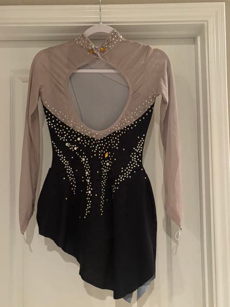 silk satin long sleeve dress Simple Kimono Sleeve Silky Satin Wedding Dress Sample Sale