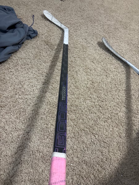 Junior CCM Ribcor Trigger 7 Pro Left Hand Hockey Stick P28 50 Flex (Used)