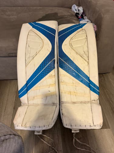 Bauer Vapor X900 Goalie Leg Pads (Used)