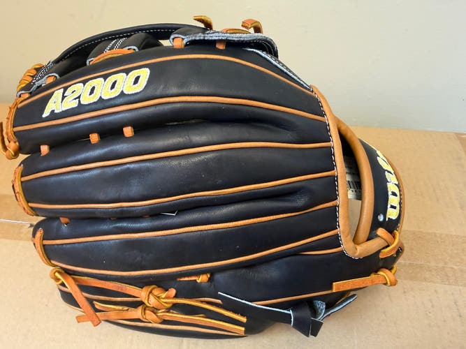 2026 Wilson A2000 Classic 1750 Baseball Glove 12.5" (New)