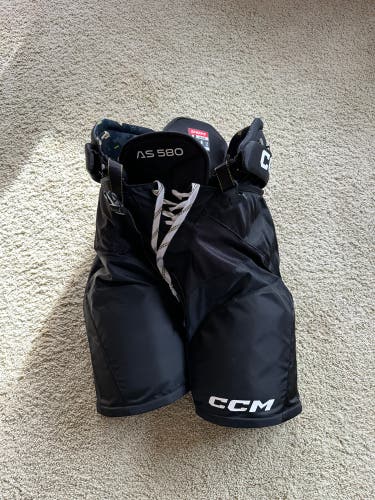 Senior Medium CCM Tacks AS 580 Hockey Pants (Used)
