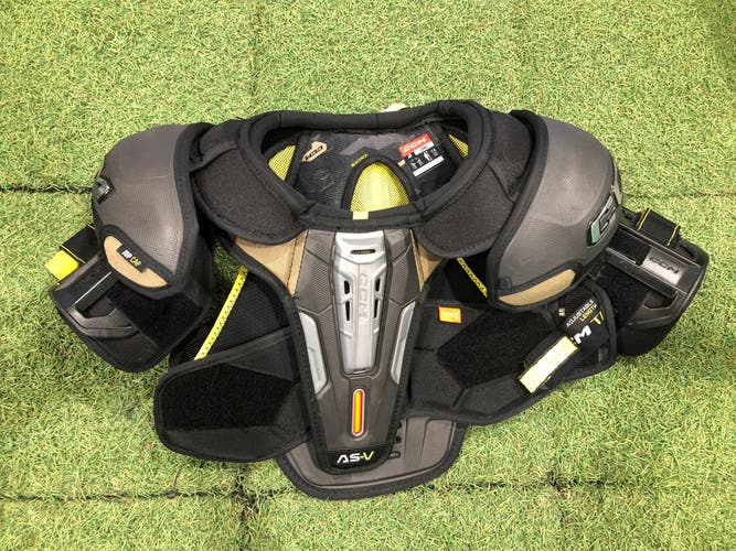 Large Junior CCM Tacks AS-V Shoulder Pads (Used)