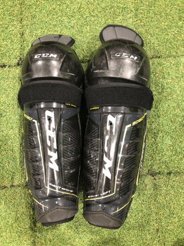 Junior CCM Tacks 9080 Shin Pads 12" (Used)