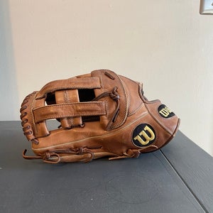 Wilson A2000 LH Outfield Baseball Glove 12.75" (Used)