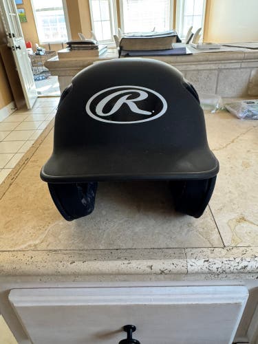 Like New Rawlings Helmet