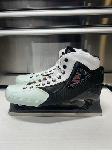 True Custom SVH One Piece Pro Goalie Skate Size 11 Regular Width (Like New) Hellebuyck Prostock