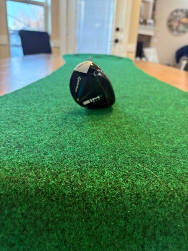 Golf Hybrid: Men's TaylorMade Right Handed Hybrid (Used)