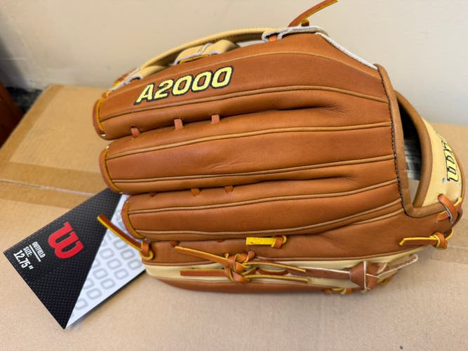 Wilson A2000 1777 RH Outfield Baseball Glove 12.75" (New)