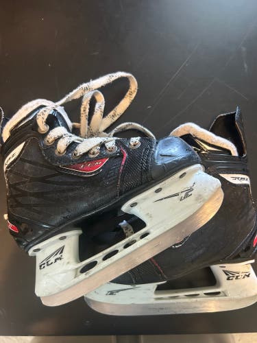 Black 2014 CCM RBZ 70 Hockey Skates Regular Width 12 (Used)