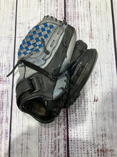 Black Mizuno Prospect RH Softball Glove 11.5" (Used)