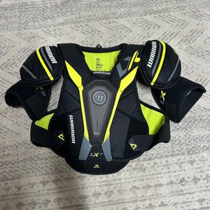 Men's Small Senior Warrior ALPHA LX 30 Shoulder Pads (Used)