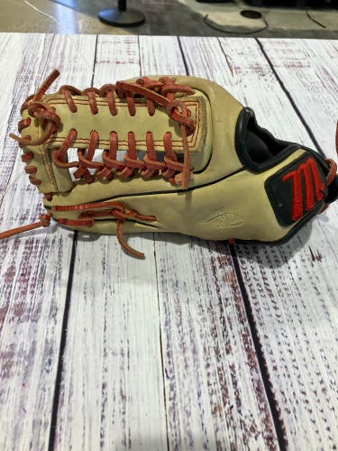 Brown Marucci Oxbow LH Baseball Glove 11.75" (Used)