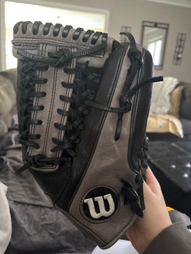Wilson 6-4-3 RH Outfield Baseball Glove 12.5" (Used)