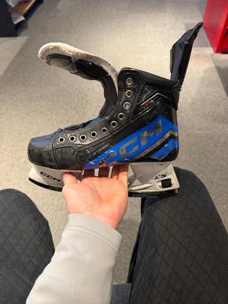 2023 CCM JetSpeed FT6 Pro Hockey Skates Size 6.5 (Used)