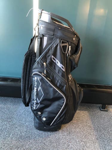 Black Men's Sun Mountain Bag (Used)