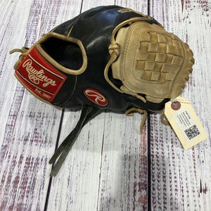 Black Rawlings Heart of the Hide R2G RH Baseball Glove 10.75" (Used)