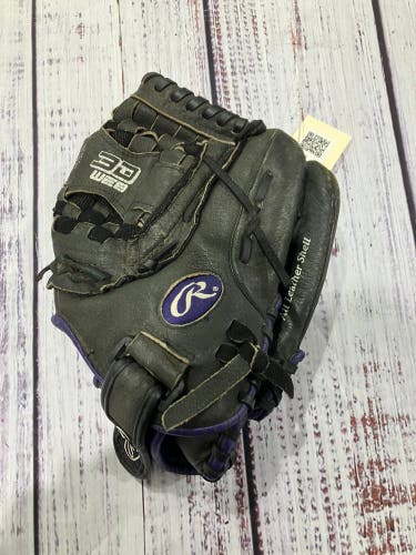 Black Rawlings Highlight RH Softball Glove 12.5" (Used)