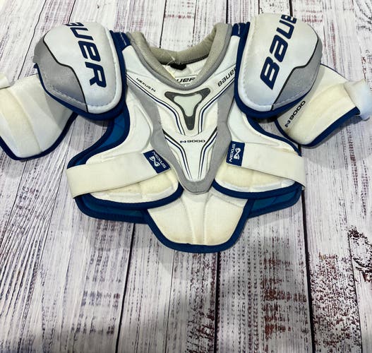 Small Senior Bauer Nexus N9000 Shoulder Pads (Used)