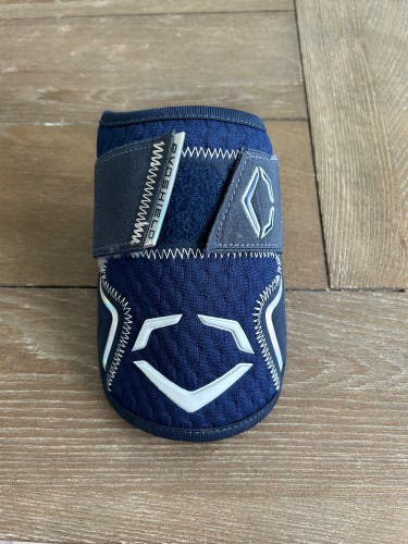 Blue Senior EvoShield Elbow Guard Elbow Protection (Used)