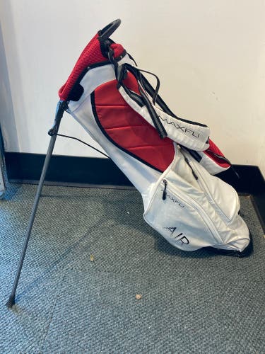 Used Maxfli Air Stand Bag