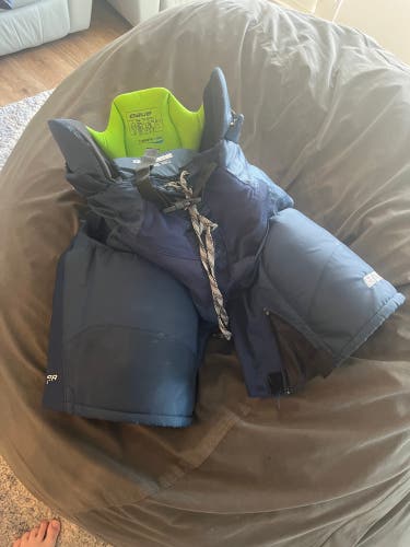 Senior Large Bauer Supreme One80 Hockey Pants (Used)