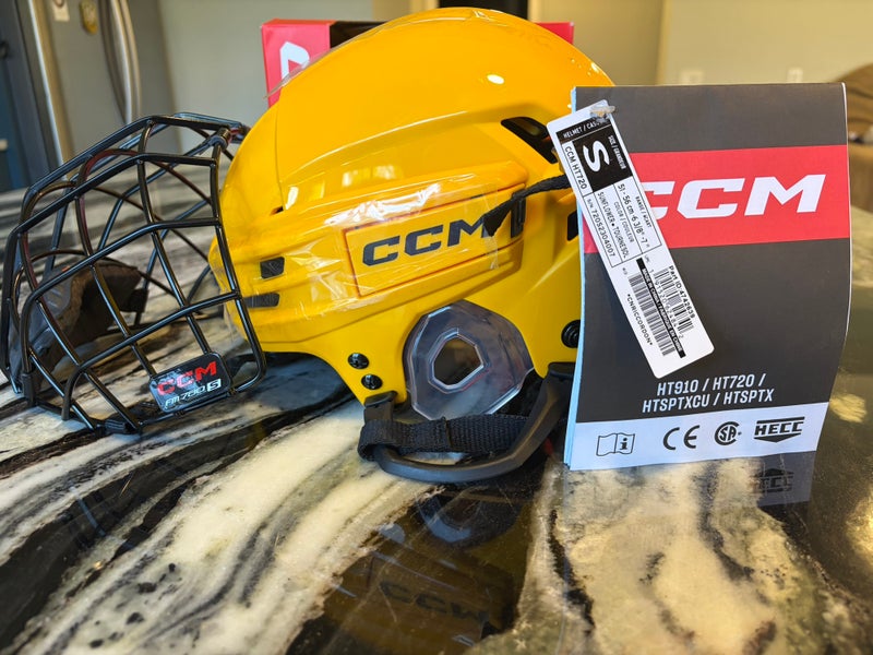 Small CCM Tacks 720 Helmet (New)