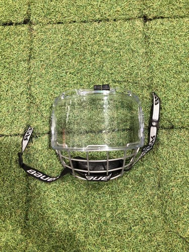 Senior Small Bauer Hybrid Shield (Used)