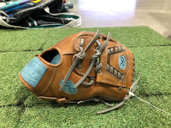 Rawlings Heart of the Hide RH Pitcher's Baseball Glove 11.75" (Used)