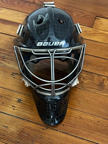 Senior Large Bauer NME 10 Goalie Mask (Used) OBO