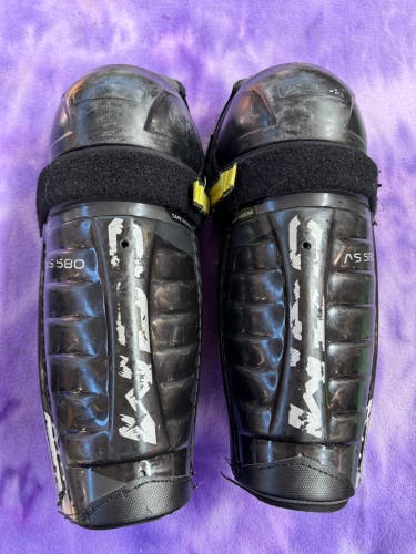 Junior CCM AS 580 Shin Pads 12" (Used)