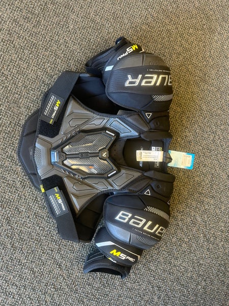 Senior Medium Bauer Supreme M5 Pro Shoulder Pads