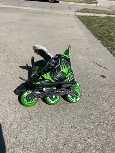 Mission Lil Ripper Inline Skates Size 11 (Used)