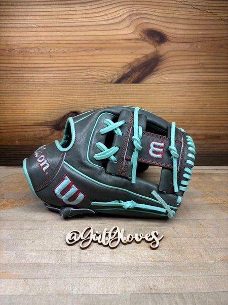 Wilson A2000 11.75" 1975