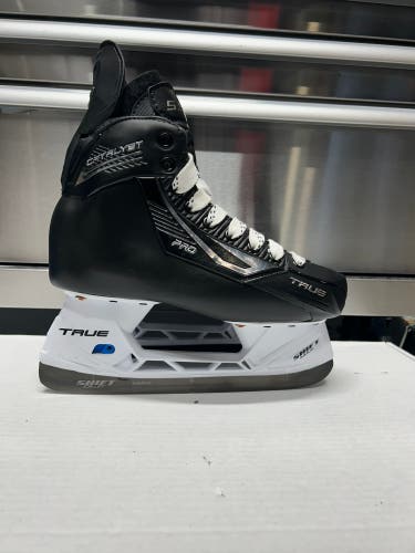True Catlyst pro Skate Size 5.5 Regular Width (New) Pro Stock NHL