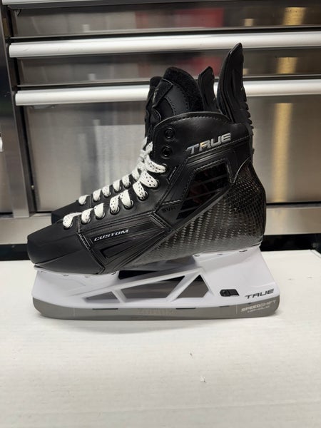 True Custom SVH Pro Skate Size 8 Regular Width NHL Pro Stock (New)