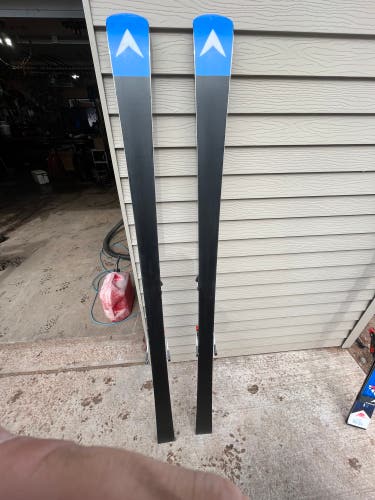 Unisex 2023 Dynastar Course Master GS 183 cm Racing Skis With Bindings Max Din 13 (Used)