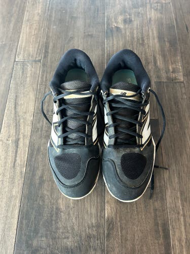 Black Men's Size M 9.5 (W 10.5) Adult New Balance 3000v7 Low Top Metal (Used)