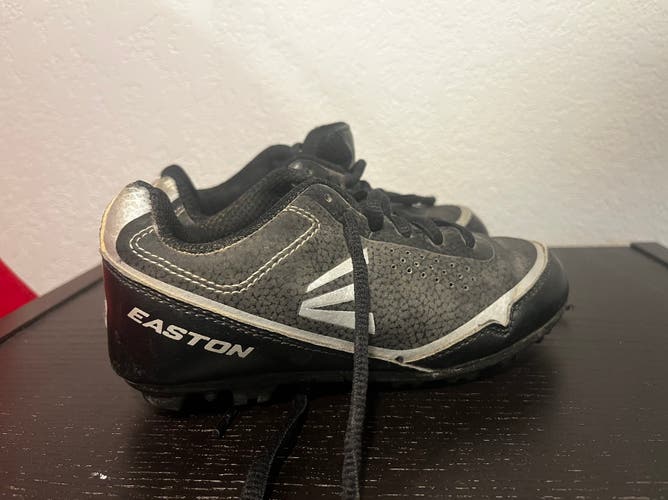 Black Kid's 11K (Little Kids) Youth Easton Fortify yth Low Top Molded Cleats (Used)
