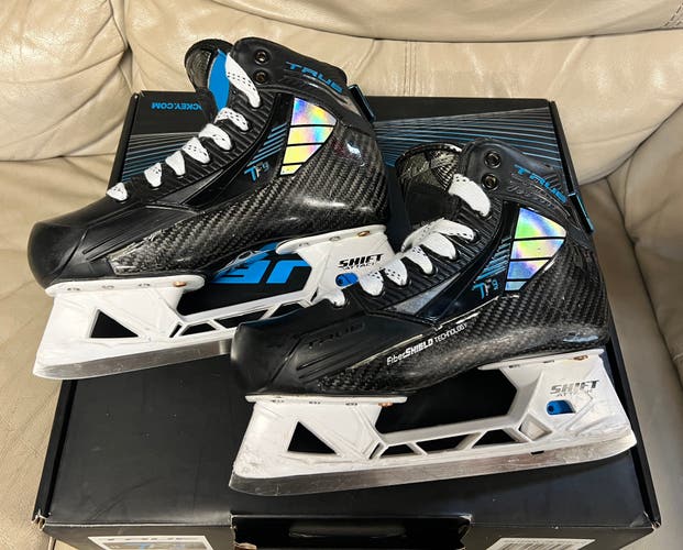2021 True TF9 Hockey Goalie Skates Regular Width Size 4 (Used)
