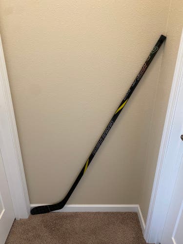 Senior Bauer Nexus Tracer Right Handed Hockey Stick P28 65 Flex Pro Stock (Used)