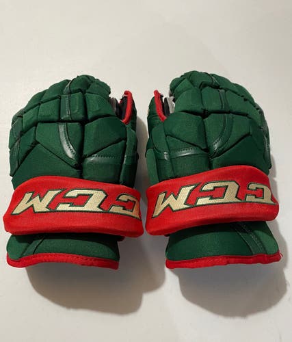 CCM 14" Pro Stock HG12 Minnesota Wild-used