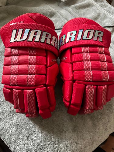Warrior Alpha FR2 Pro 14” Gloves