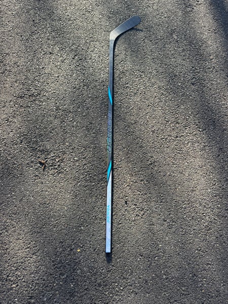 Senior Bauer Nexus Tracer Right Handed Hockey Stick P92 77 Flex (Used Once)