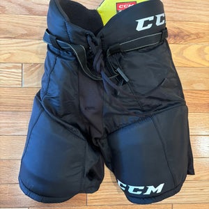 Youth Large CCM Tacks 9550 Hockey Pants (Used)