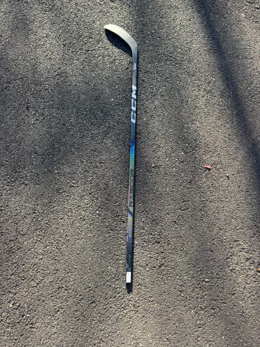 Senior CCM Ribcor Trigger 9 Pro Right Handed Hockey Stick P28 70 Flex (Used)