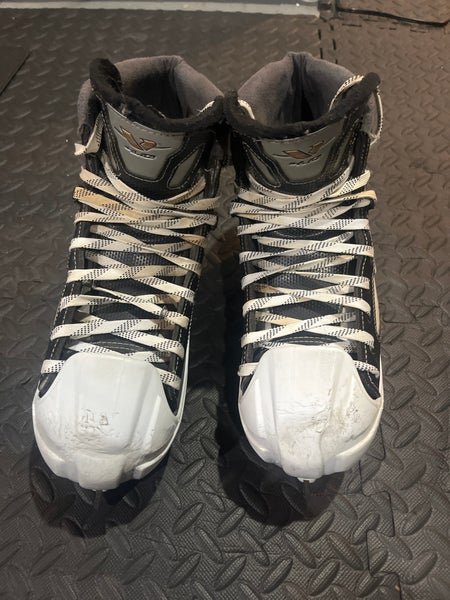 CCM Vector 4.0 Hockey Goalie Skates Regular Width 11.5 (New)