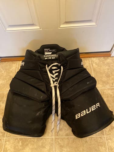 Bauer Pro Goalie Pants S23 Senior Small