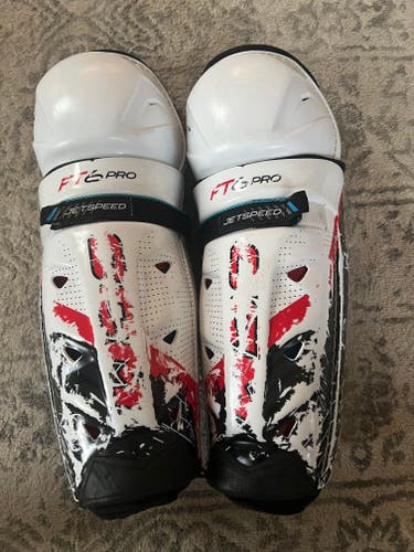 CCM JetSpeed FT6 Pro 14" Shin Pads (Used)